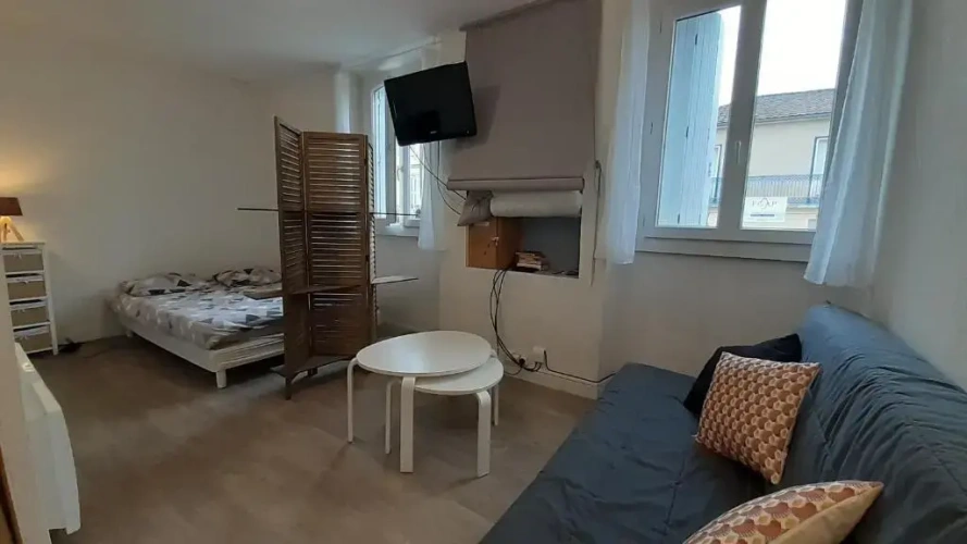 Standard Studio