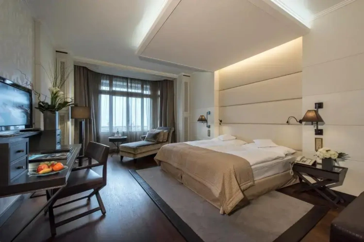Deluxe Double room with lake view