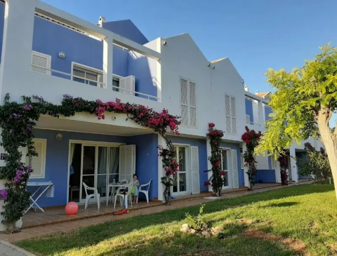 1 Bedroom Quadruple Apartment with balcony