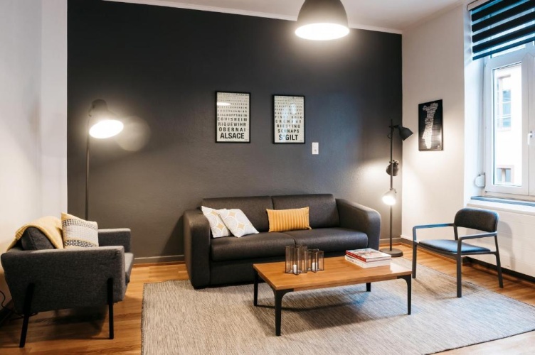 2 Bedrooms Apartment