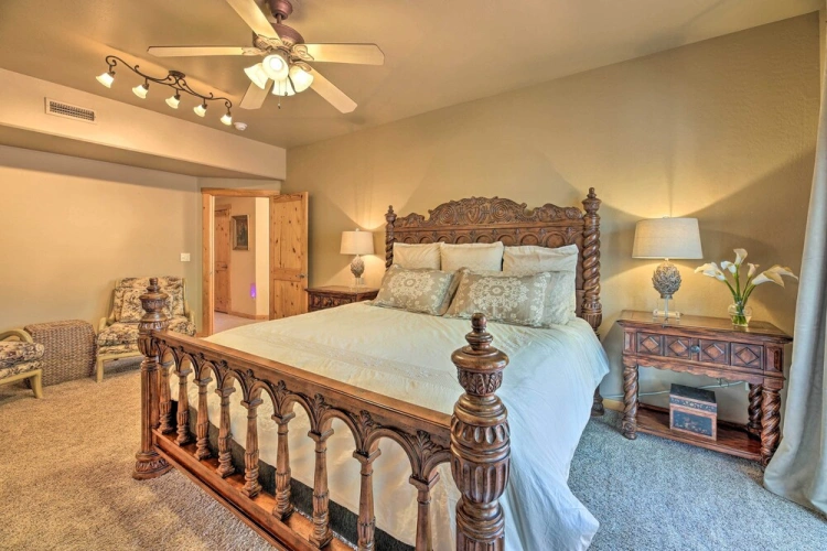 4 Bedrooms Cottage