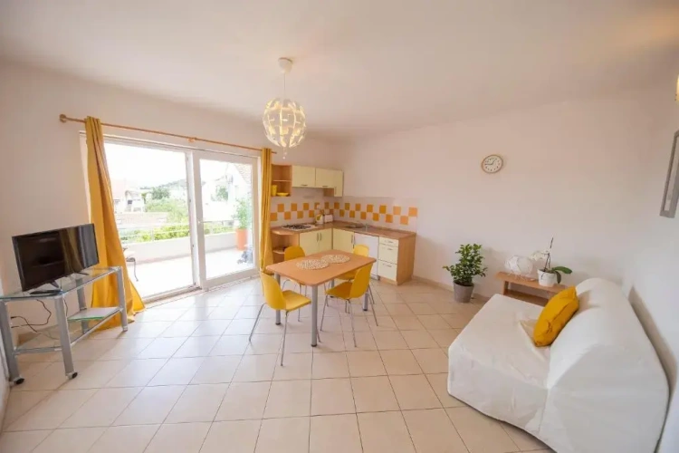 Apartment with balcony