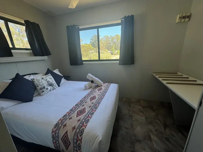 Hay Caravan Park