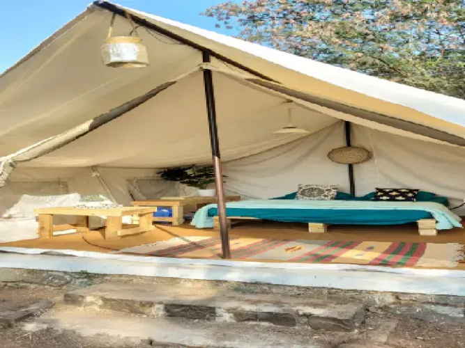 Moonstone Hammock Pawna