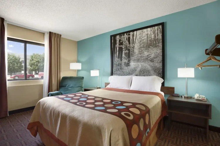 Super 8 Carbondale