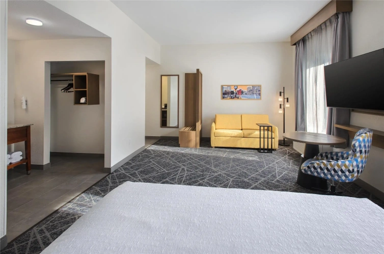Double Suite