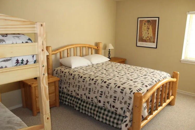 Whiskey Towers 210 - 2 Br Condo