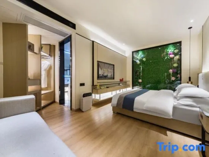 Standard Double room with garden view