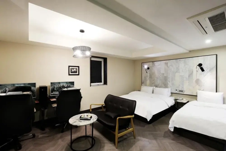 Twin Suite