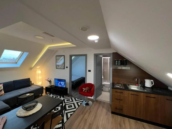 Main Square Apartment