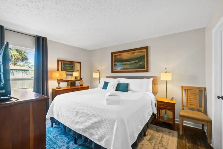2 Bedrooms Cottage