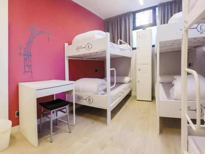 Room 018 Barcelona
