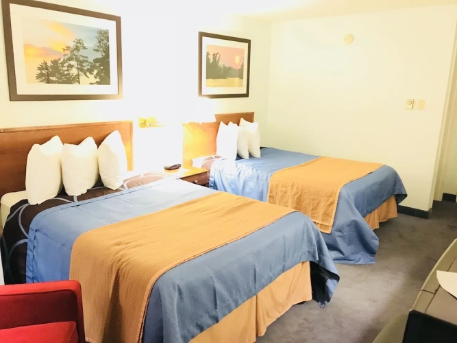 Standard Quadruple room with balcony
