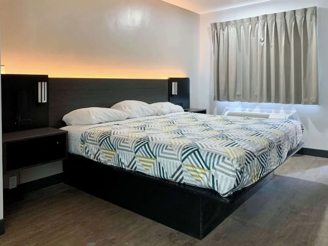 Deluxe Double Suite