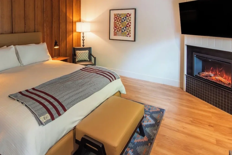 Standard room with balcony