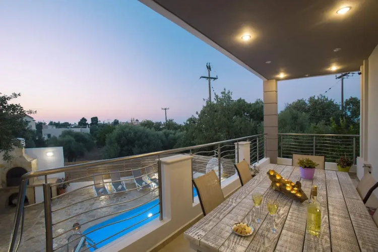 Villa Plousia