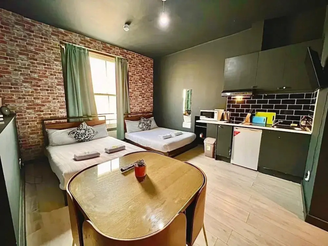 Modern studios Close to Hyde Park