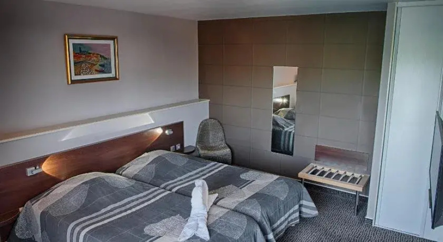 Logis Hôtel Le Bellevue
