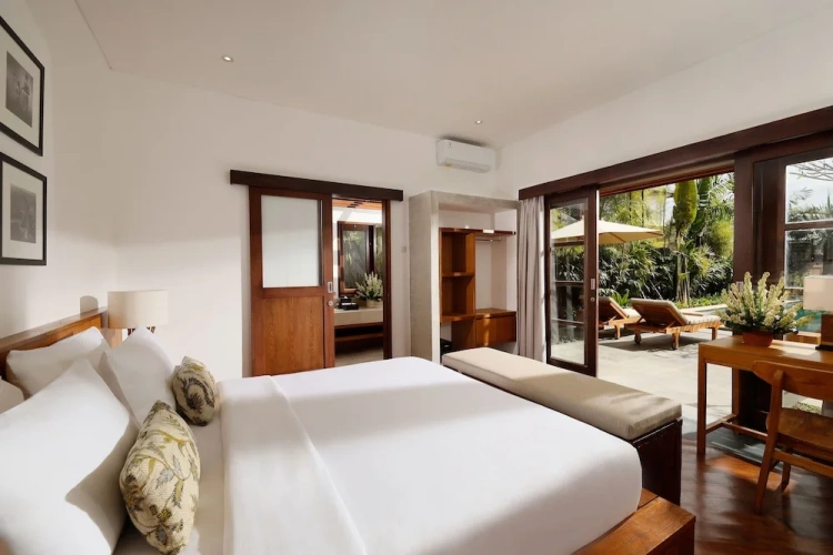 3 Bedrooms Villa