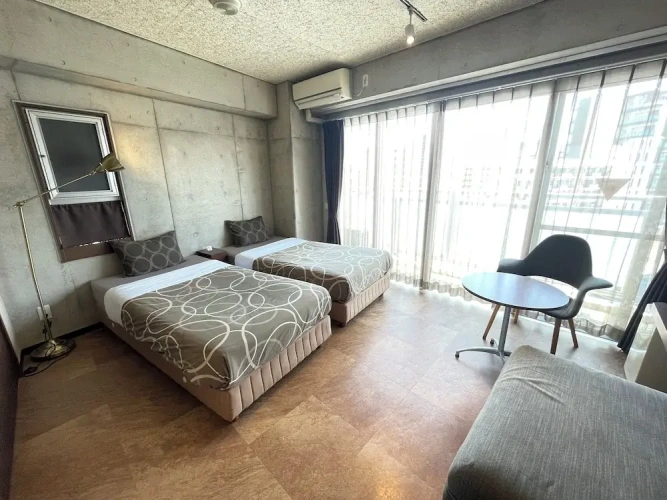 Standard Twin room with balcony