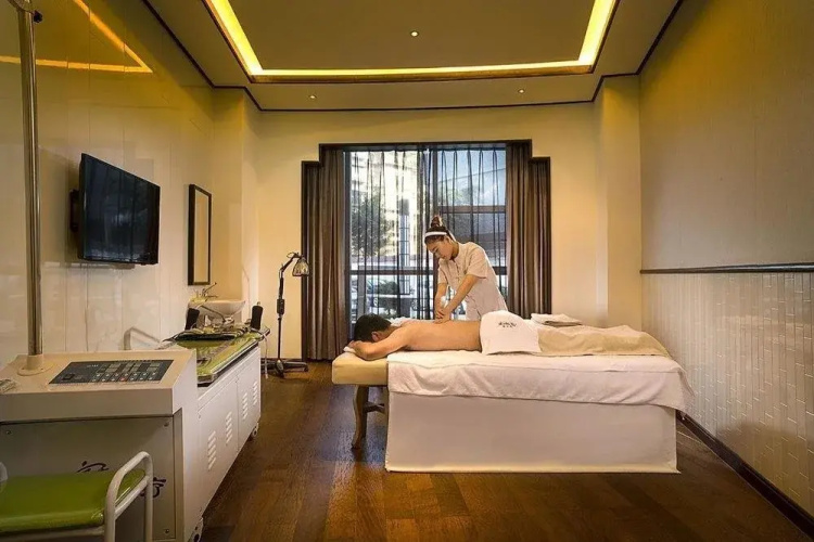Kunming Oceancube Spa Holiday Hotel