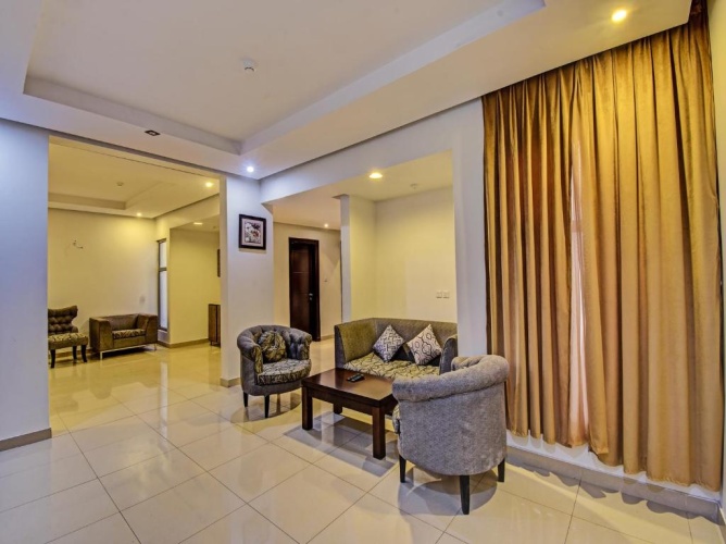 1 Bedroom Apartment