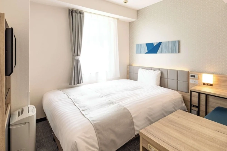 Compact Double room