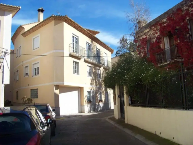 2 Bedrooms Double Apartment