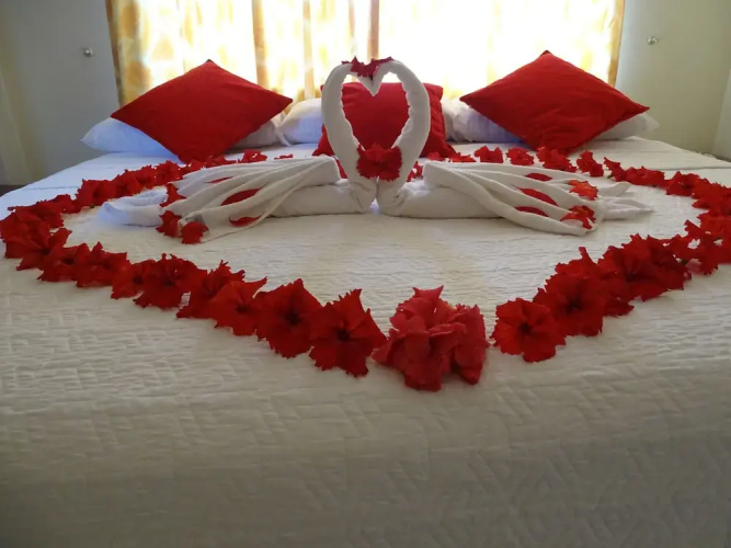 Hotel Red Booby