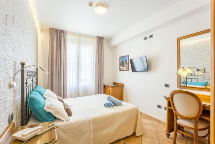 Standard Double room with balcony