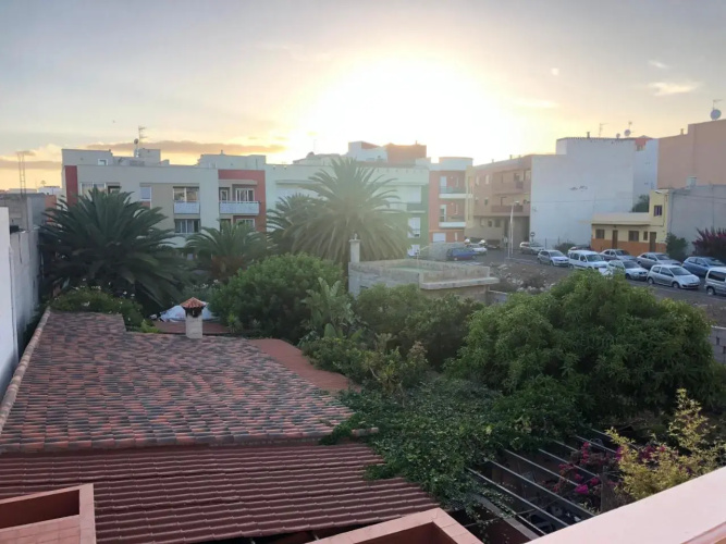 San Isidro. 2 rooms. Quiet terrace