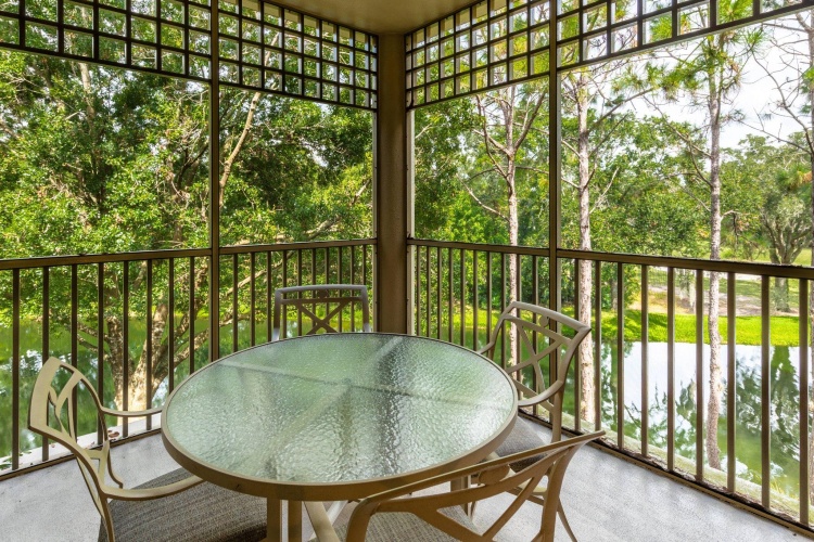 3 Bedrooms Villa with balcony