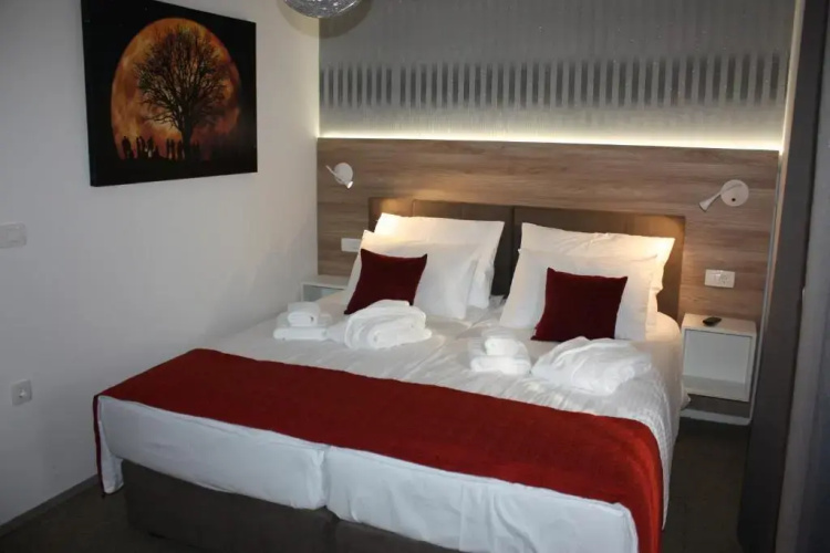AURA Residence