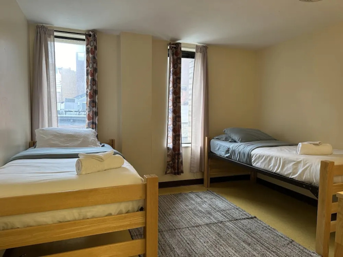 2 Bedroom Downtown Apt City Views Park Walk