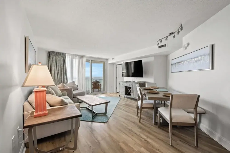 3 Bedrooms Standard room oceanfront