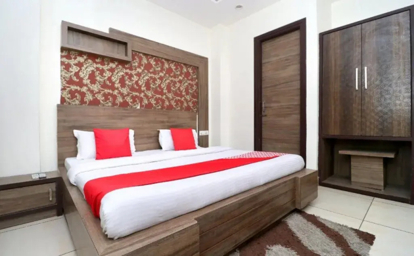 Hotel B. S Residency