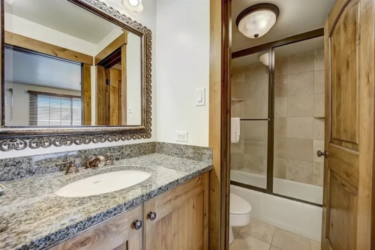 3 Bedrooms Cottage