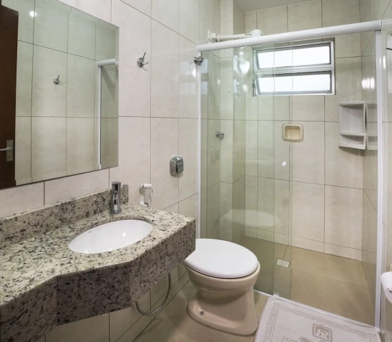 1 Bedroom Apartment
