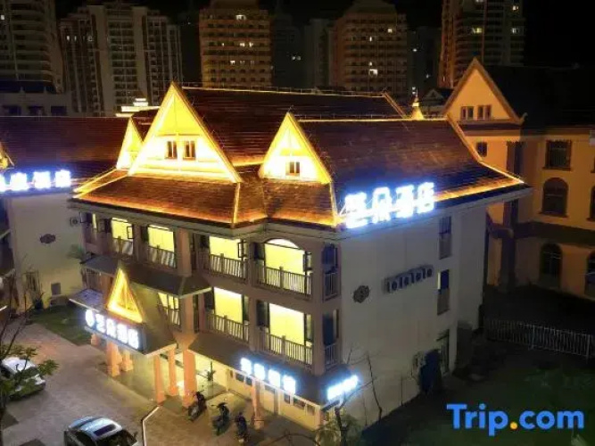 Yiduo Hotel