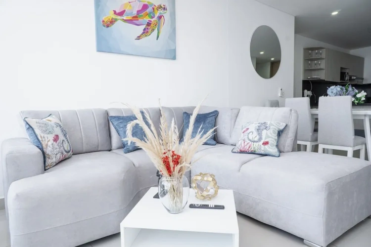 Quintuple Apartment