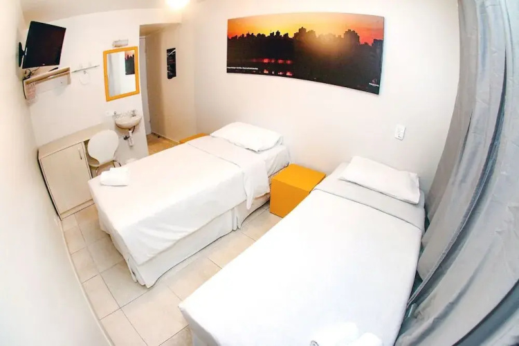 Esquina Batel Hotel