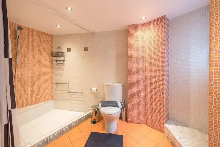 Agios Ioannis Metro Station - Comfy Apartment