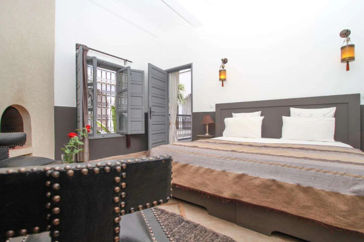 Riad 64