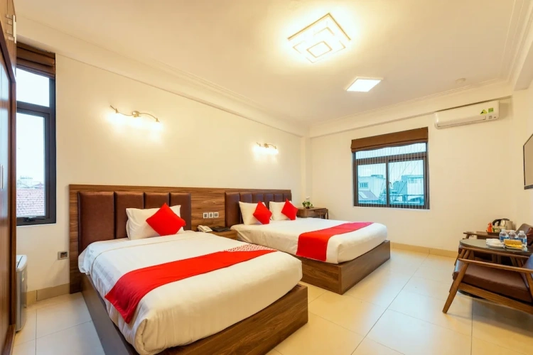 Deluxe Triple room with balcony