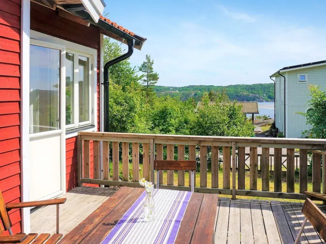 6 Person Holiday Home in Uddevalla