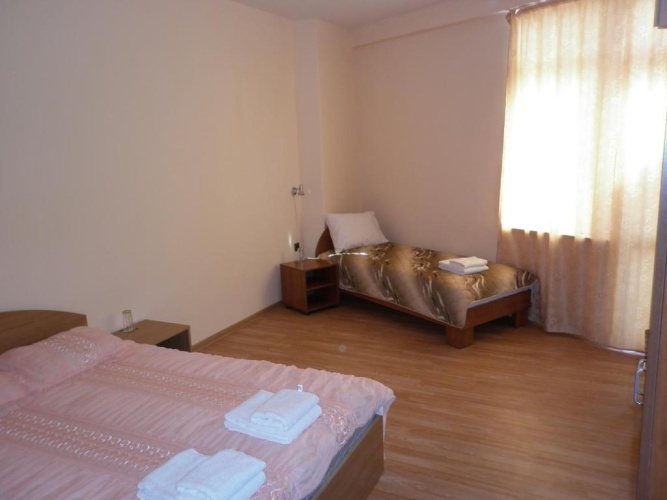 Standard Triple room with balcony