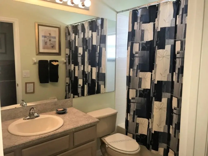 2593 Oneida Loop,