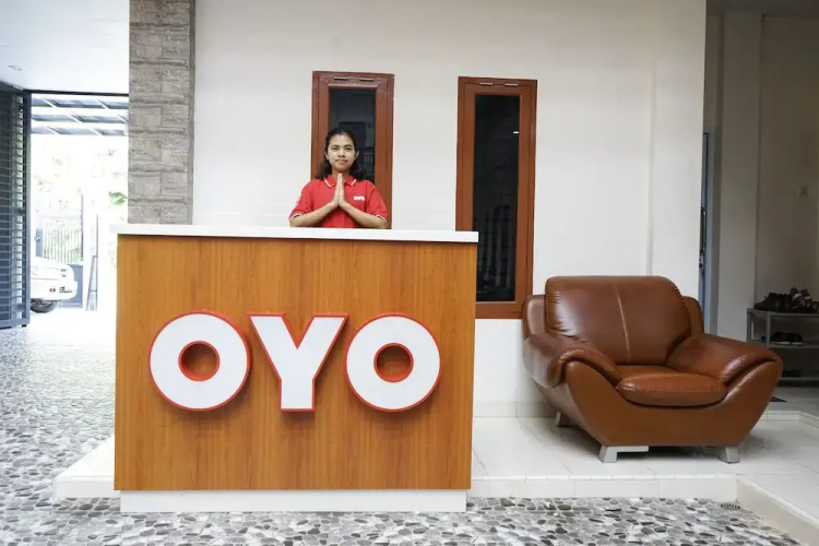 Oyo 1076 Dmc Homestay