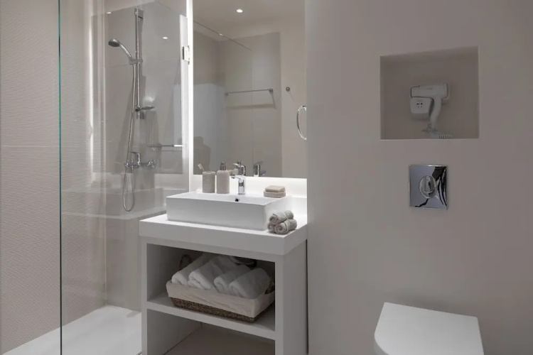 Gallery Suites & Residences