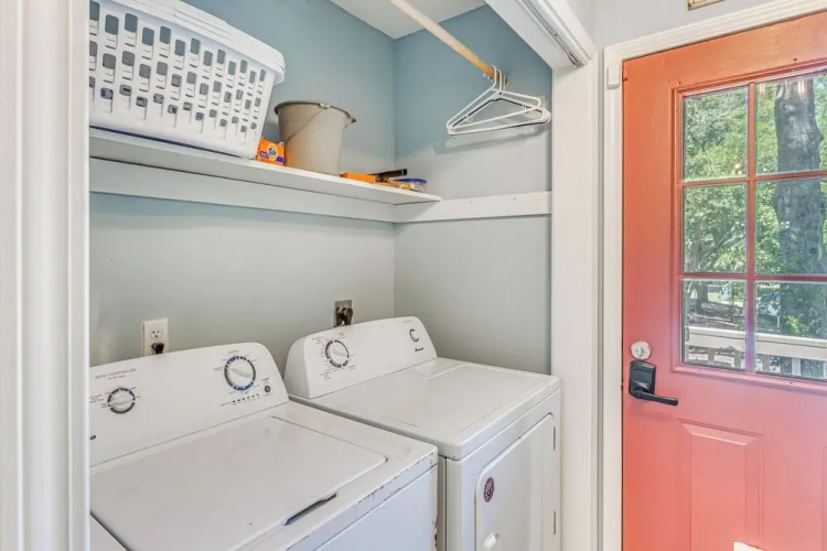 Walk to Ocean & Pier: Surfside Beach Family Escape